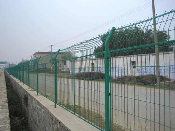 公路護欄網（wǎng）